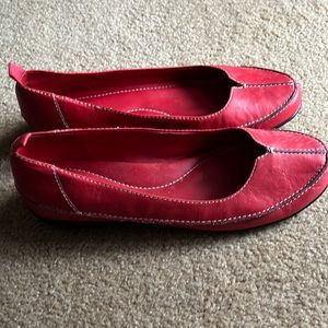 SALE🎉🌺 red leather flats